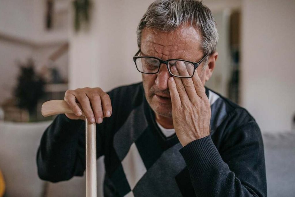 Homem de 53 anos recebe pensão vitalícia de 3400 euros, apesar de os serviços sociais lhe terem recusado duas vezes