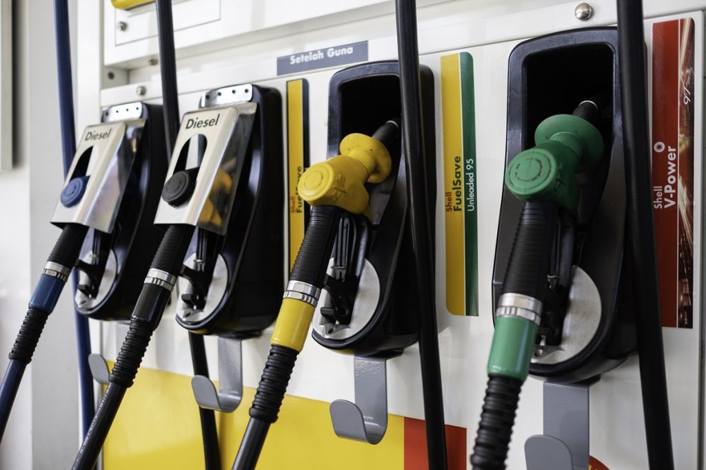 Combustível: aprovado novo aumento de imposto, que afetará o preço da gasolina e do gasóleo