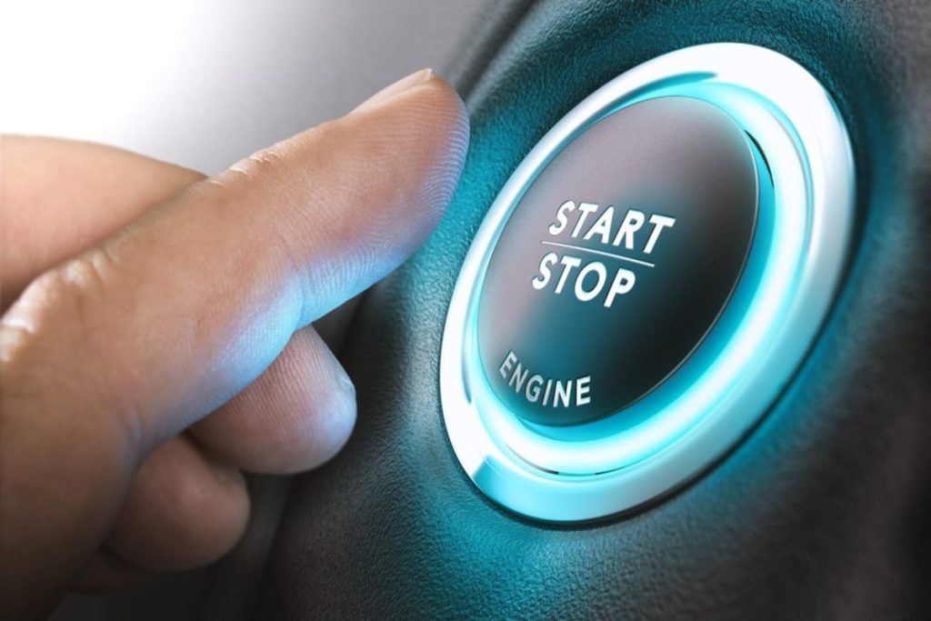 Da popularidade máxima ao esquecimento: por que o sistema Start-Stop está a desaparecer dos carros